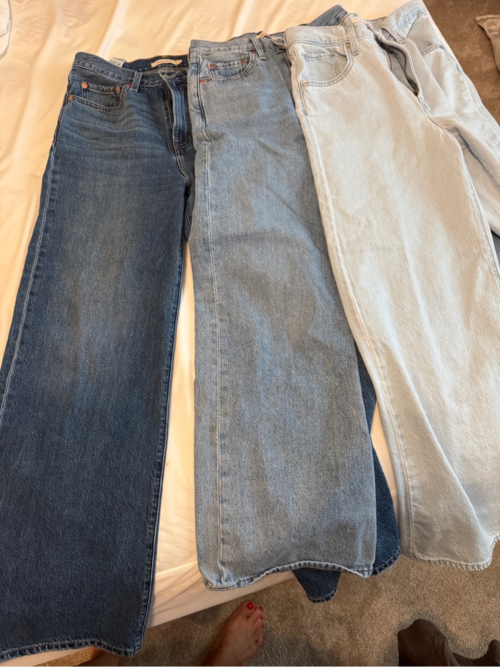 Cinch Baggy Light Wash Jeans and rib cage  - Size 27